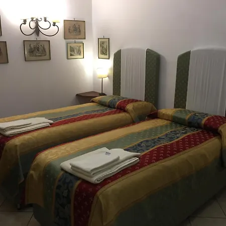 Alojamento de Acomodação e Pequeno-almoço La Residenza Dei Nobili 3*