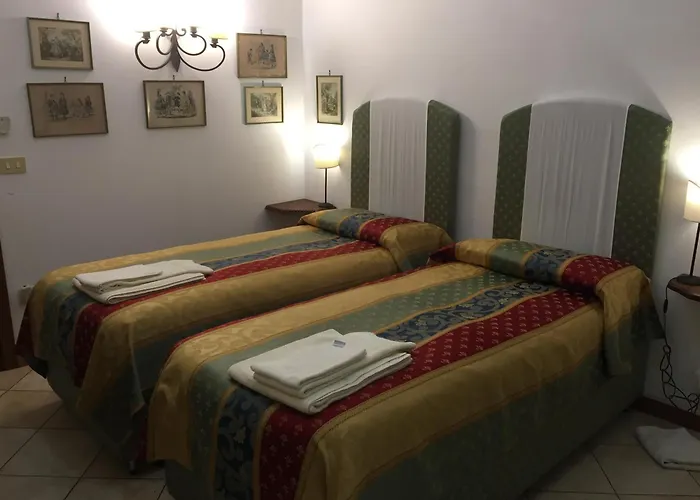 Bed & Breakfast La Residenza Dei Nobili 3*